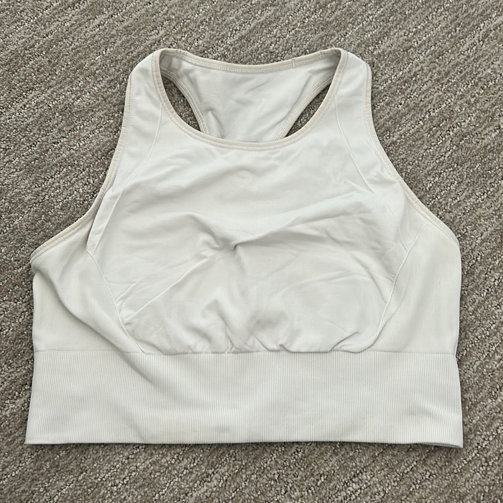 Lululemon bra